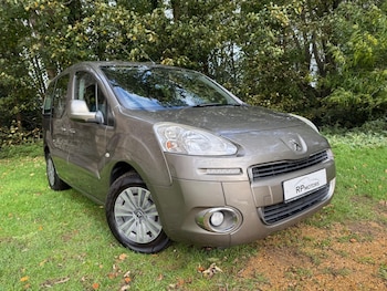 Used Peugeot Partner Tepee 2013 for sale - 76473402: Photo