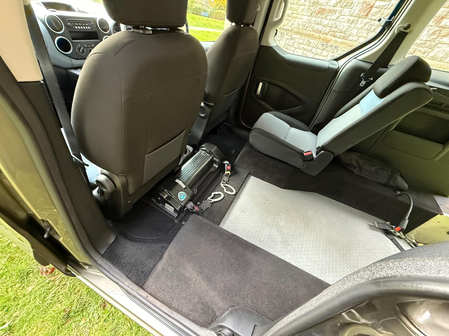 Used Peugeot Partner Tepee for sale - 76473402: Photo 25