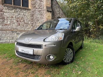 Used Peugeot Partner Tepee 2013 for sale - 76473402: Photo