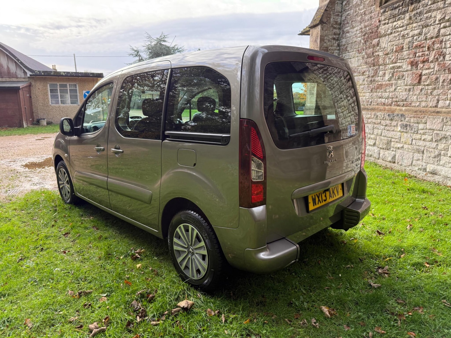 Used Peugeot Partner Tepee for sale - 76473402: Photo 3