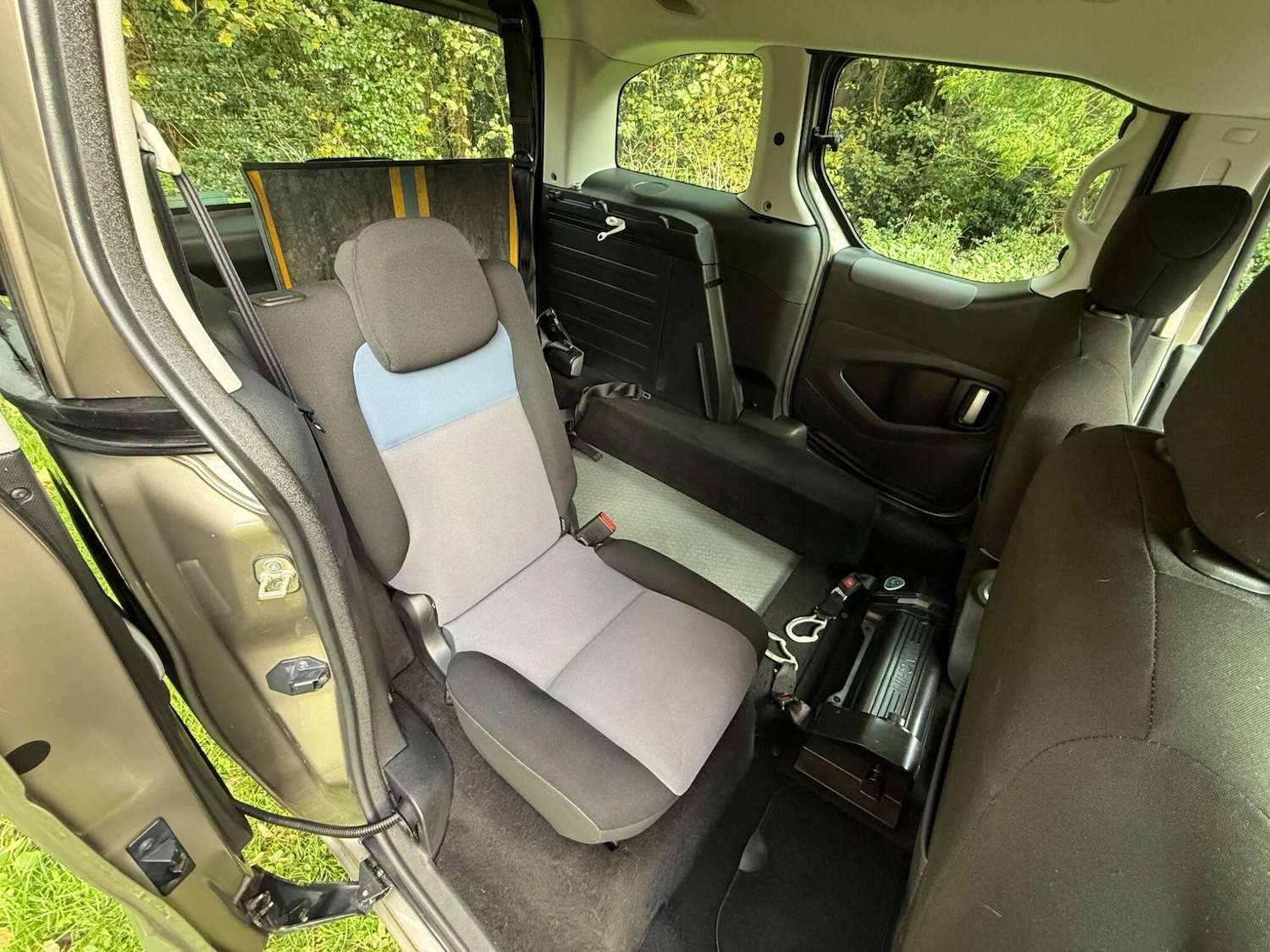 Used Peugeot Partner Tepee for sale - 76473402: Photo 31