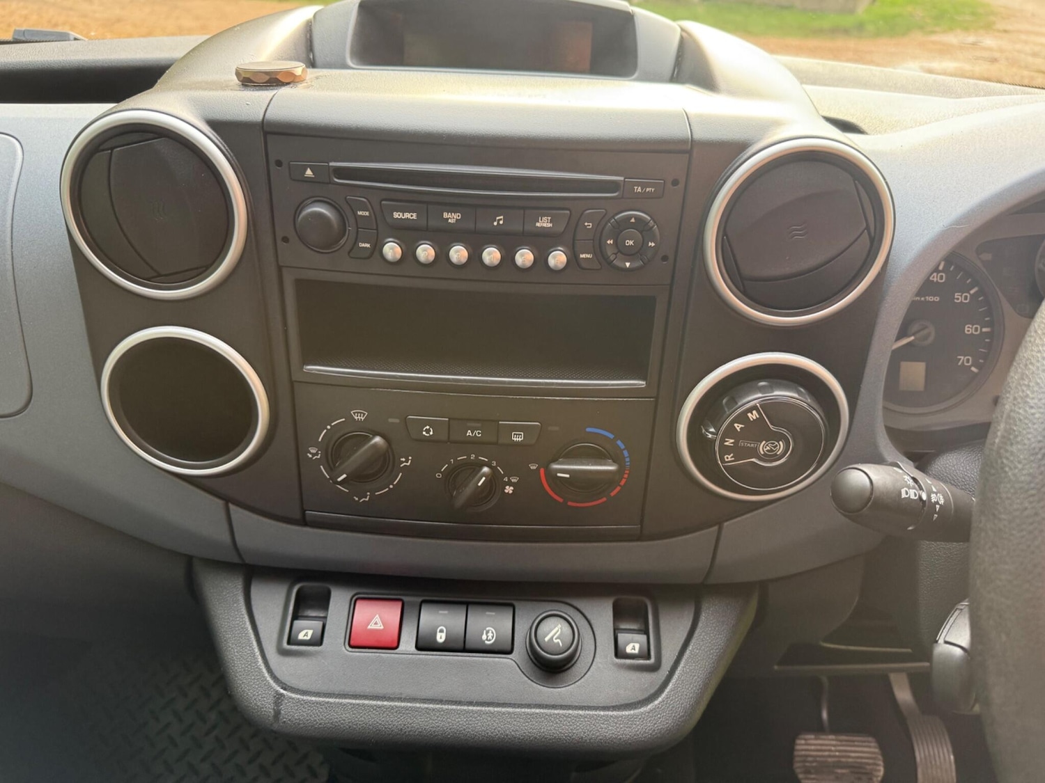 Used Peugeot Partner Tepee for sale - 76473402: Photo 38