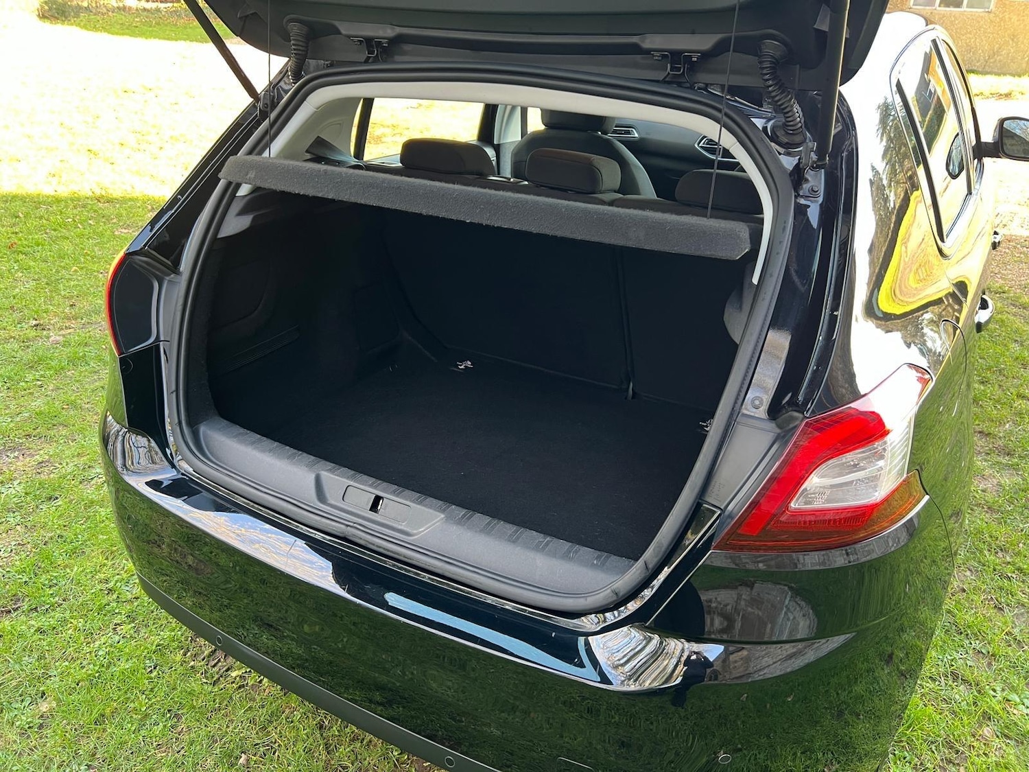 Used Peugeot 308 2016 for sale - 77156505: Photo 45