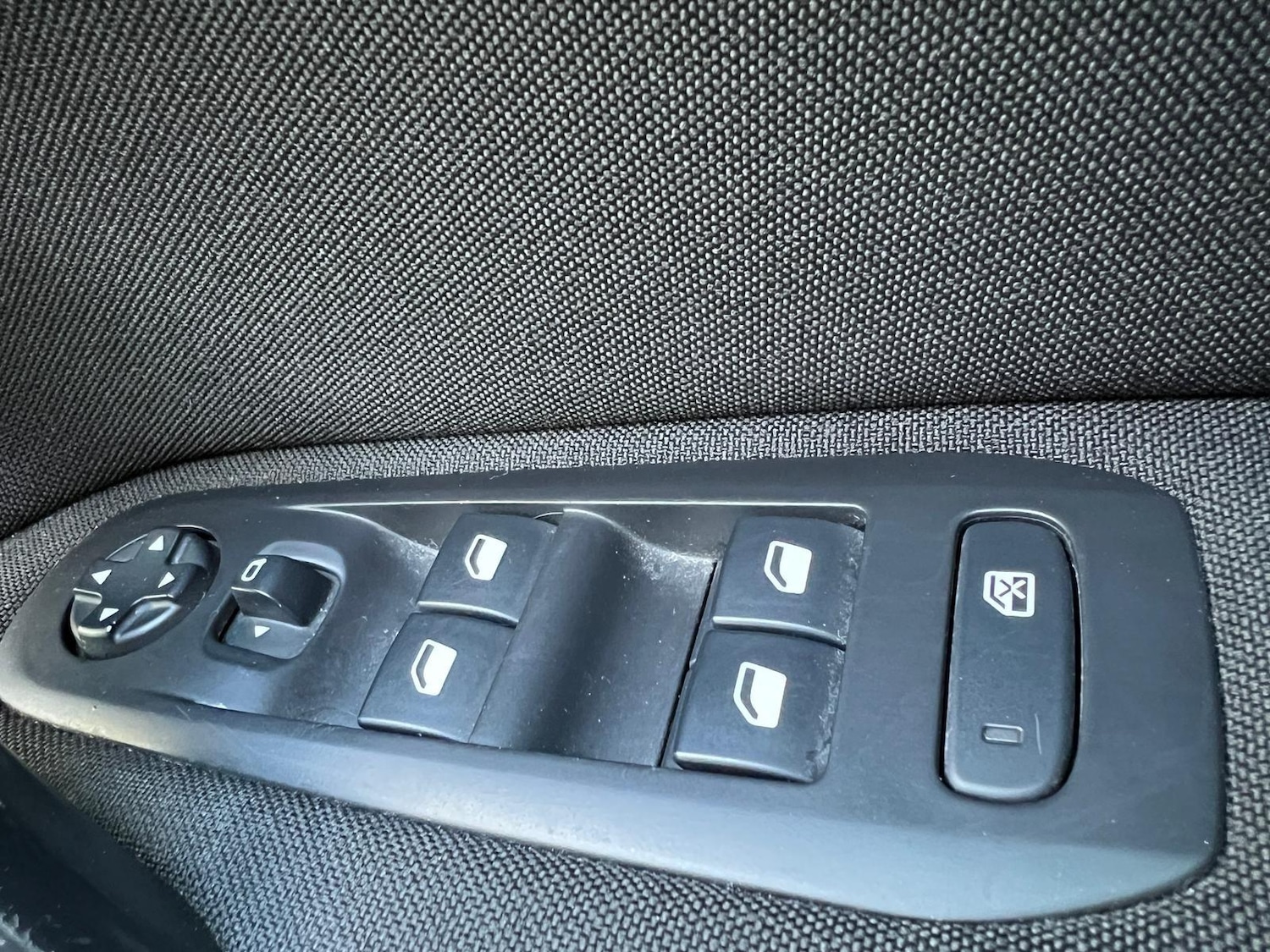 Used Peugeot 308 2016 for sale - 77156505: Photo 46