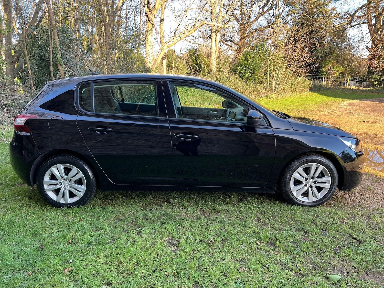 Used Peugeot 308 2016 for sale - 77156505: Photo 6