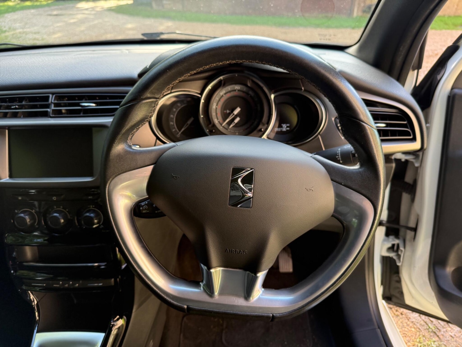 Used DS Automobiles DS 3 2016 for sale - 76735511: Photo 26