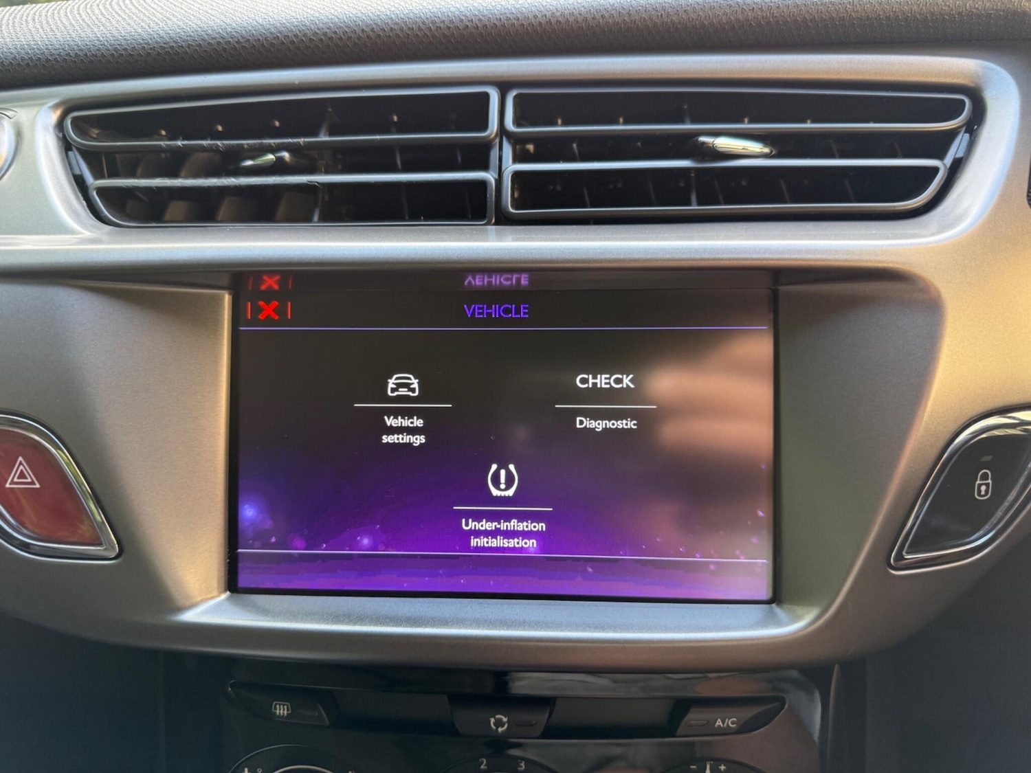 Used DS Automobiles DS 3 2016 for sale - 76735511: Photo 41