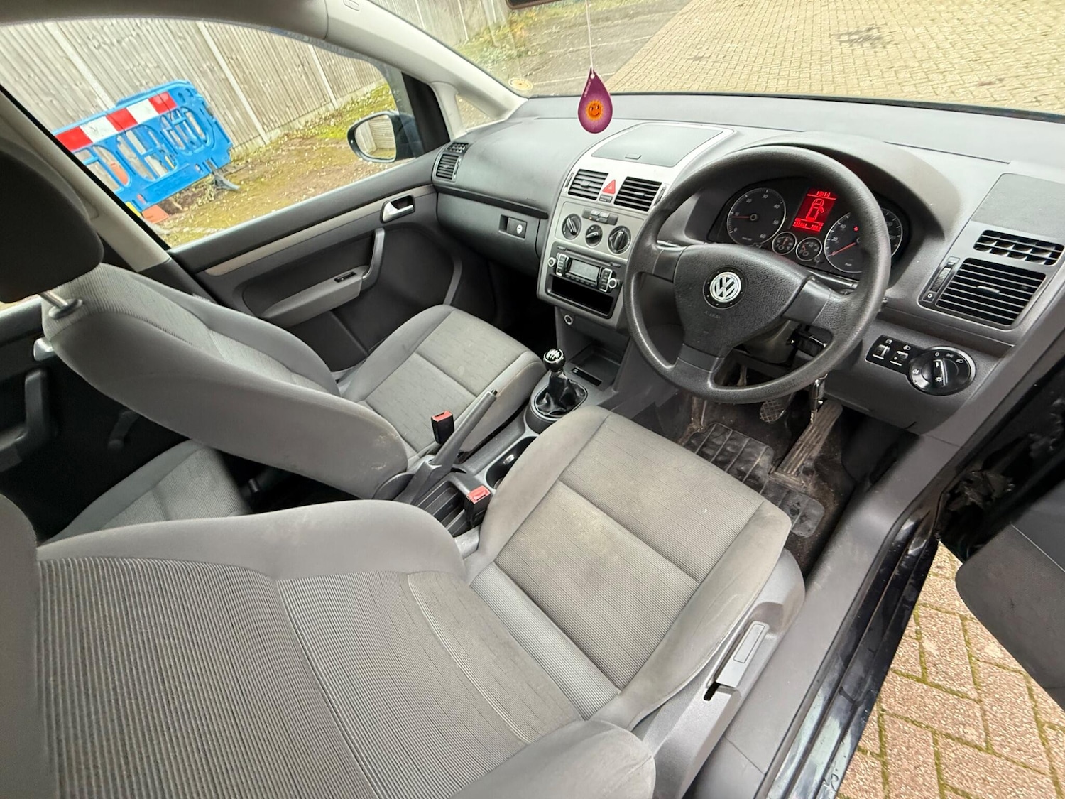 Used Volkswagen Touran 2009 for sale - 76539016: Photo 14