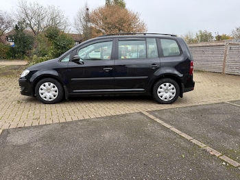 Used Volkswagen Touran 2009 for sale - 76539016: Photo