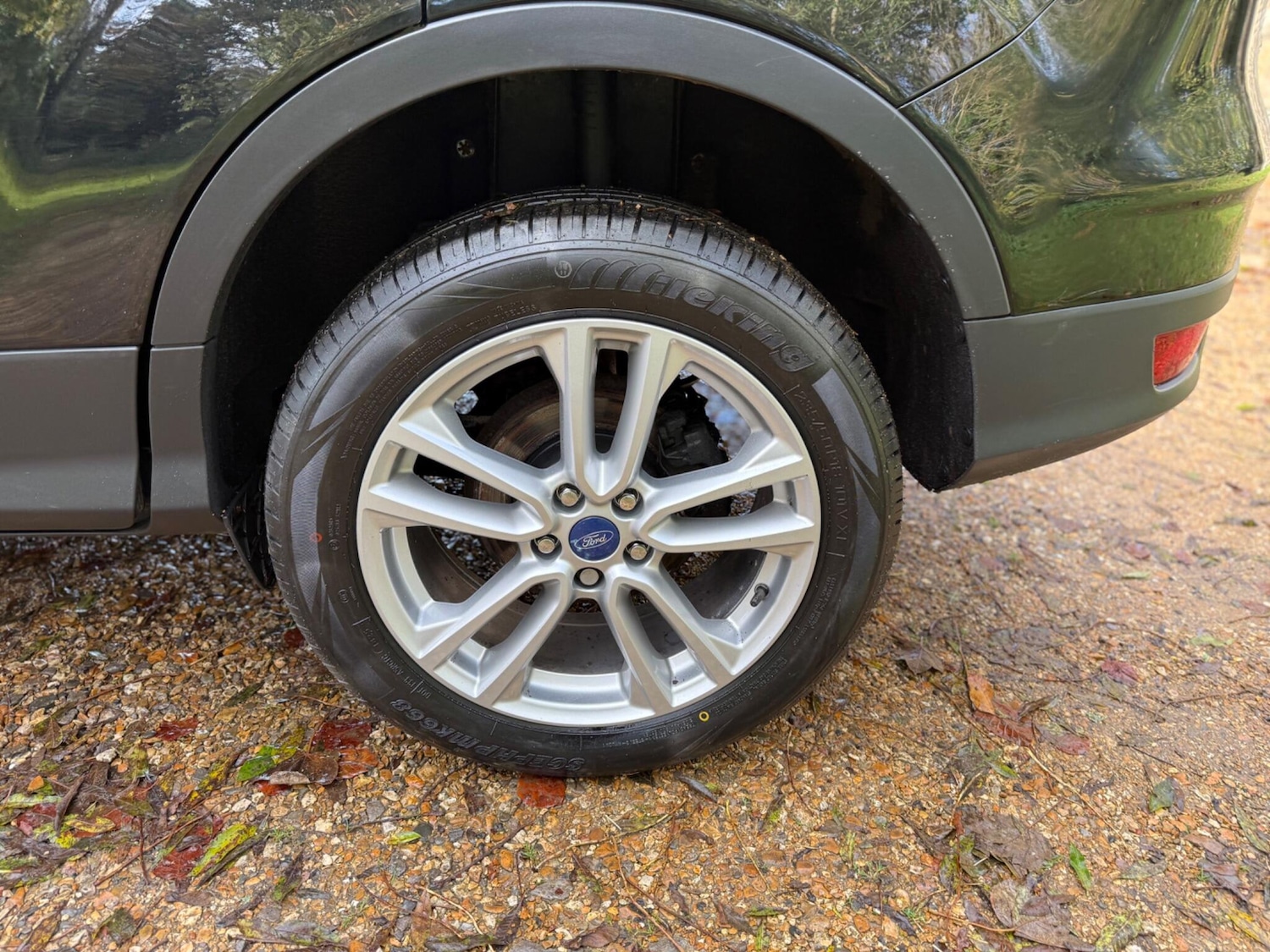 Used Ford Kuga 2015 for sale - 76715223: Photo 13