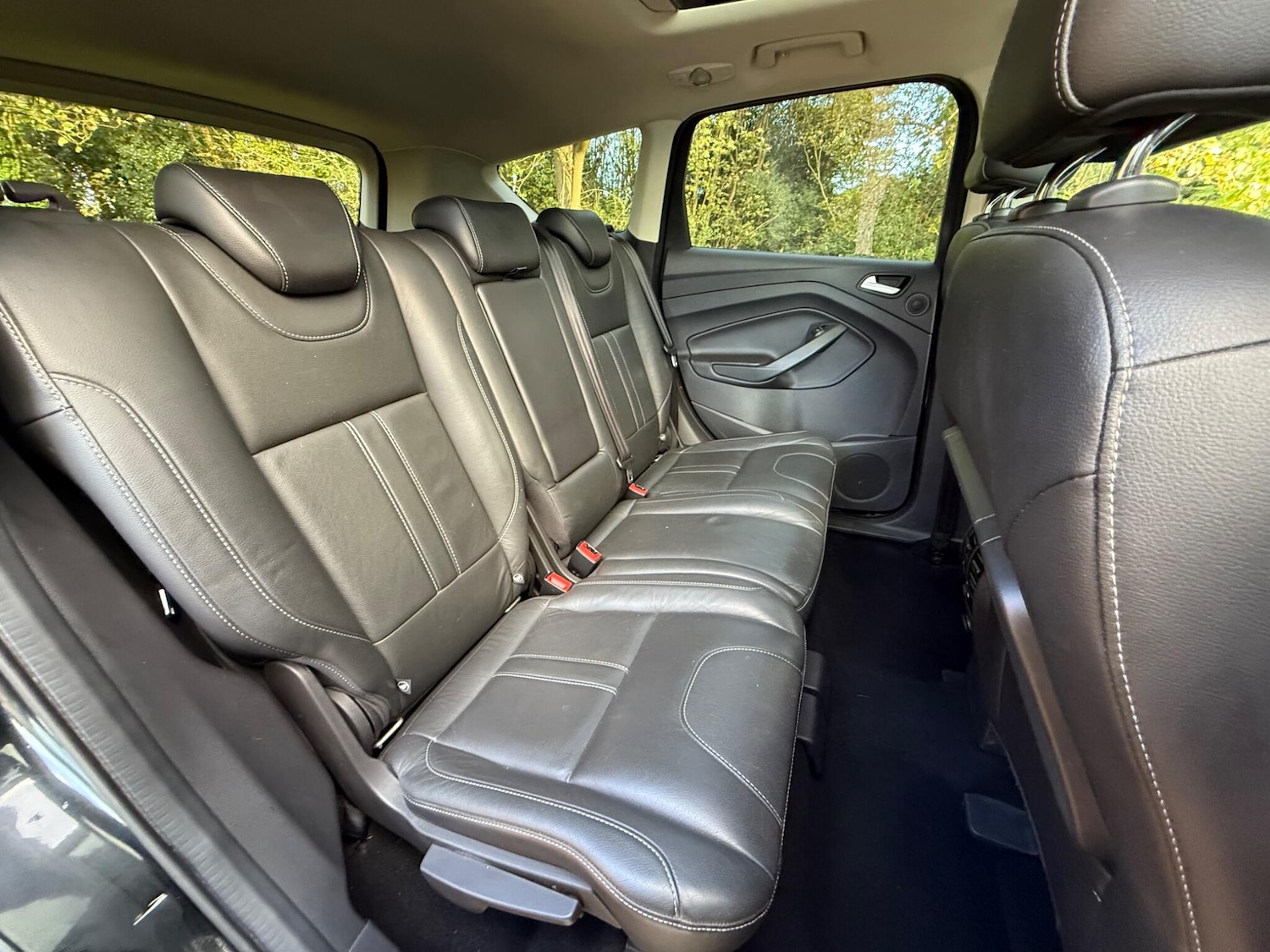 Used Ford Kuga 2015 for sale - 76715223: Photo 31