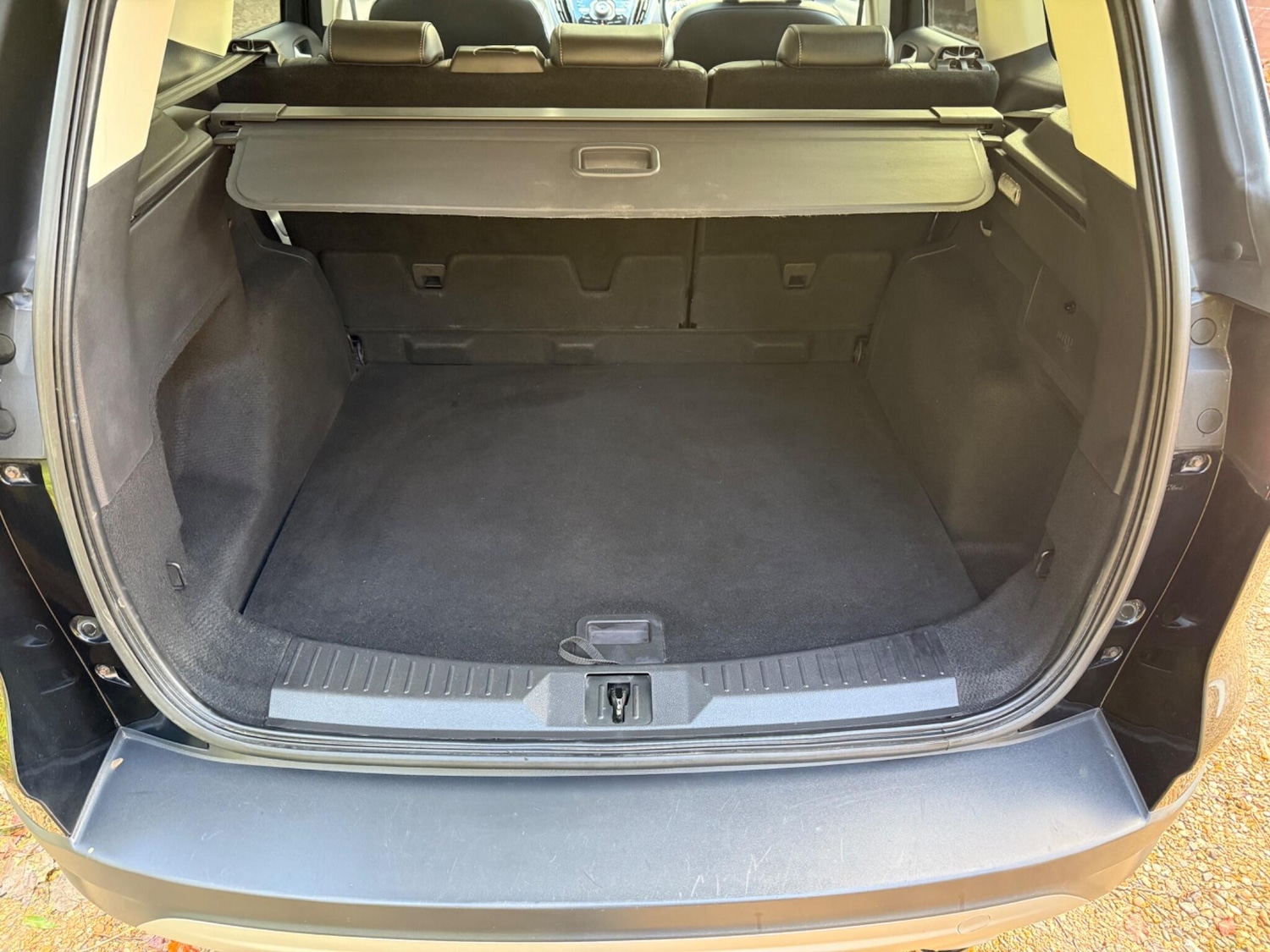 Used Ford Kuga 2015 for sale - 76715223: Photo 32