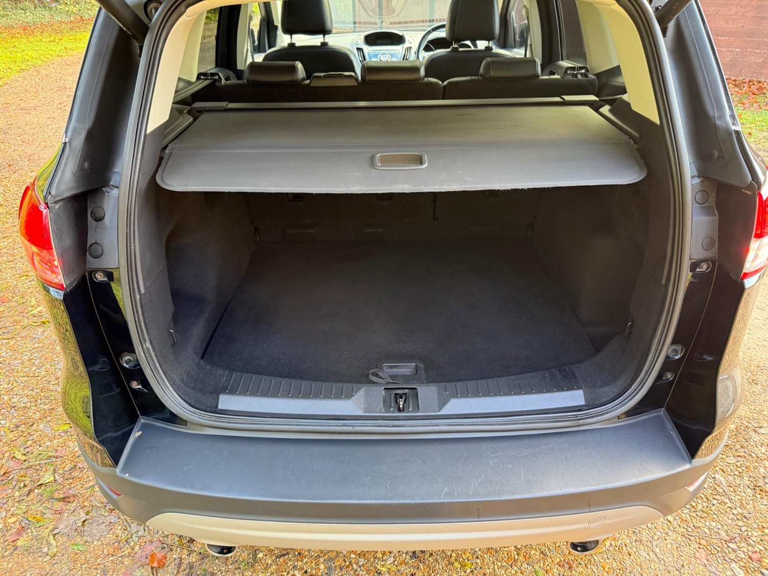 Used Ford Kuga 2015 for sale - 76715223: Photo 33