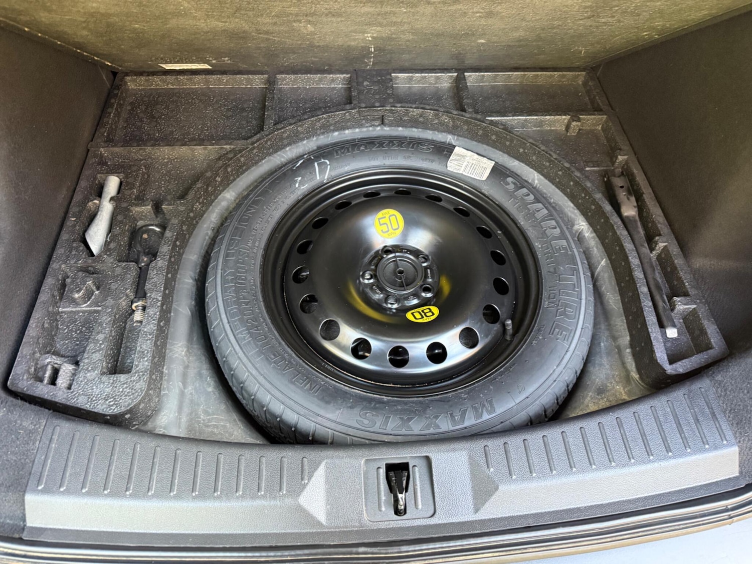 Used Ford Kuga 2015 for sale - 76715223: Photo 34