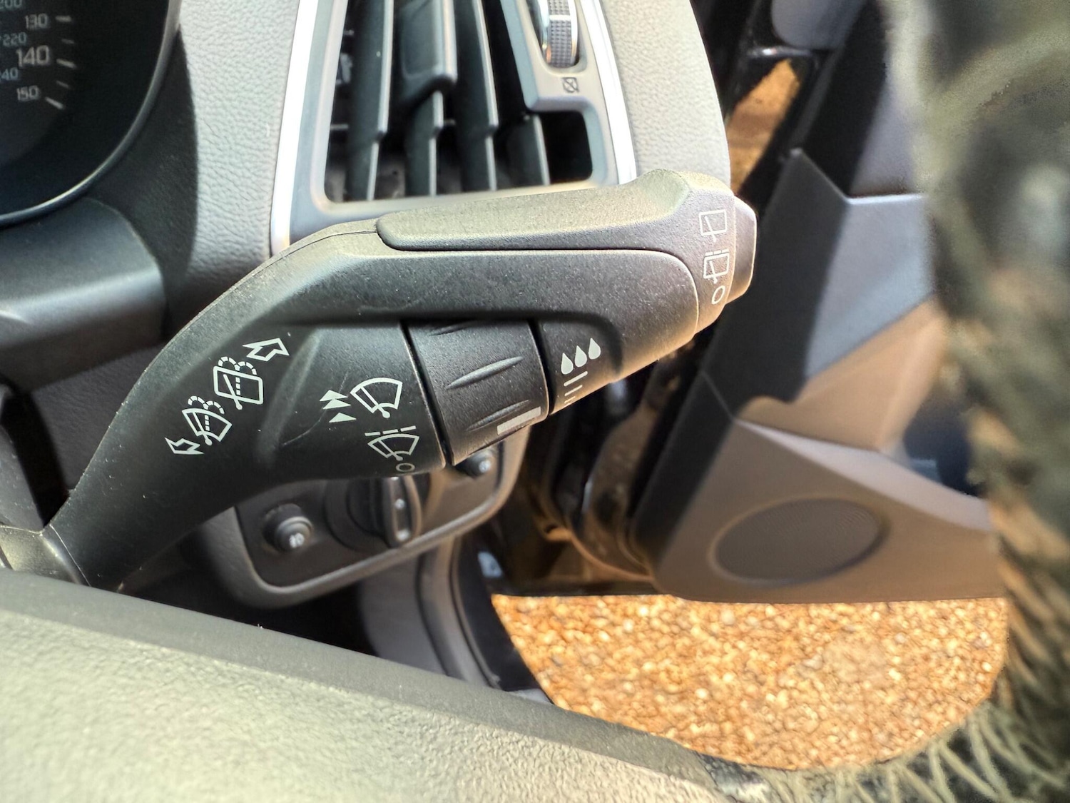 Used Ford Kuga 2015 for sale - 76715223: Photo 40