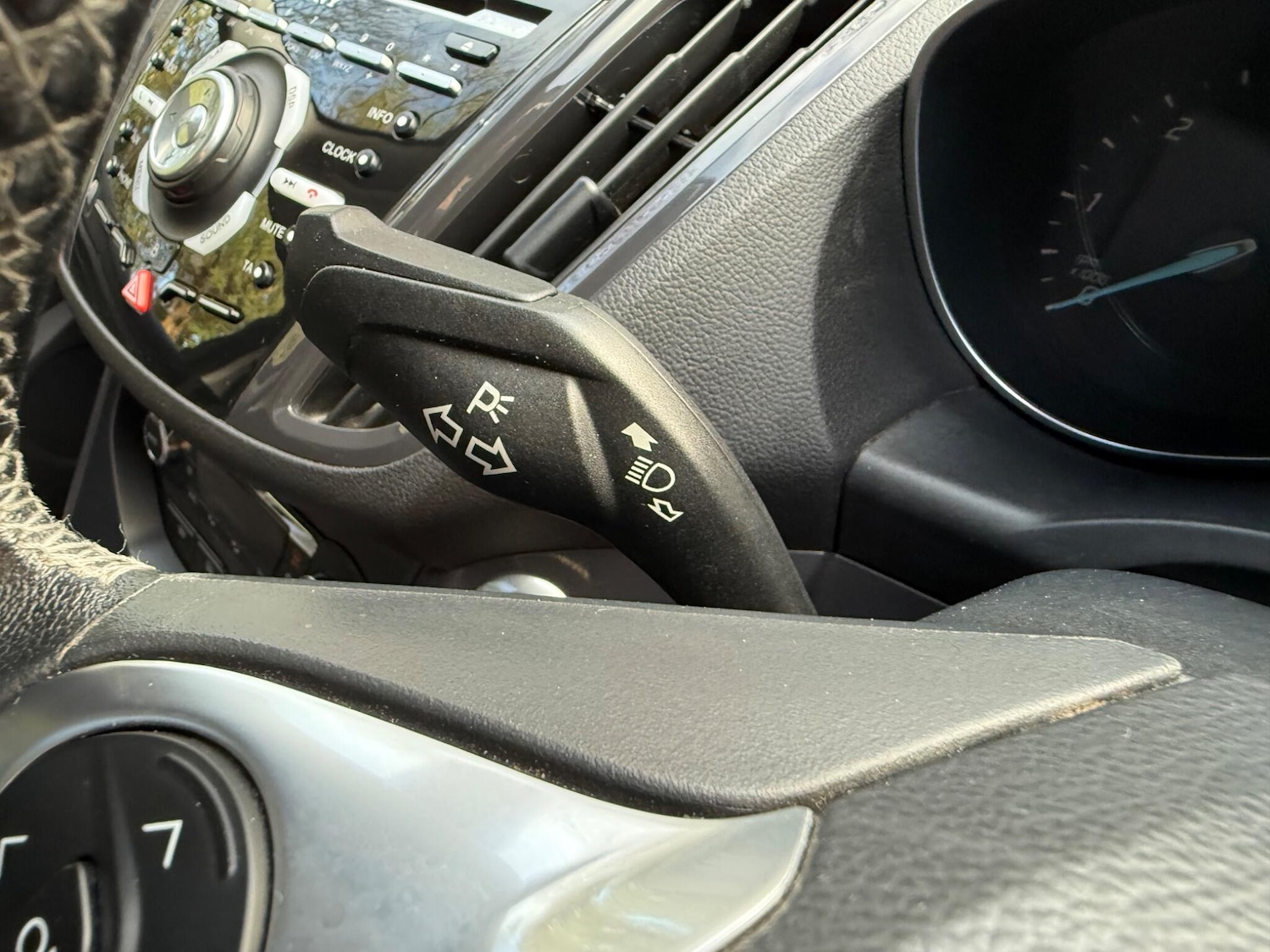 Used Ford Kuga 2015 for sale - 76715223: Photo 41