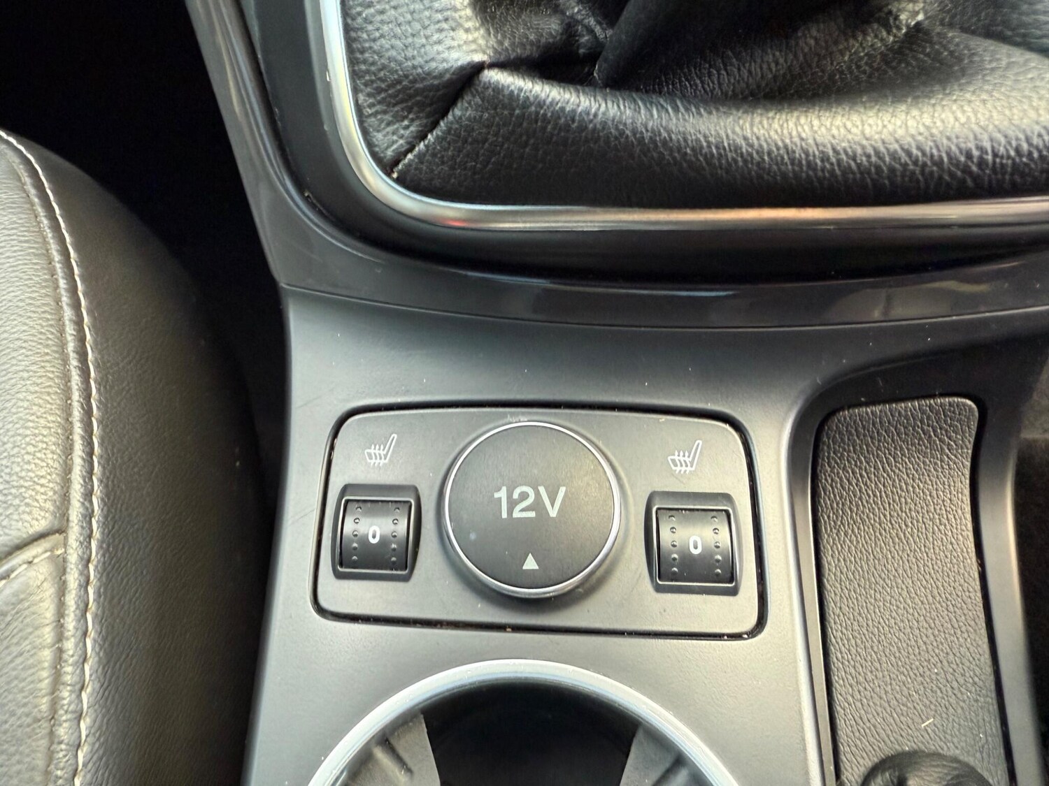 Used Ford Kuga 2015 for sale - 76715223: Photo 44