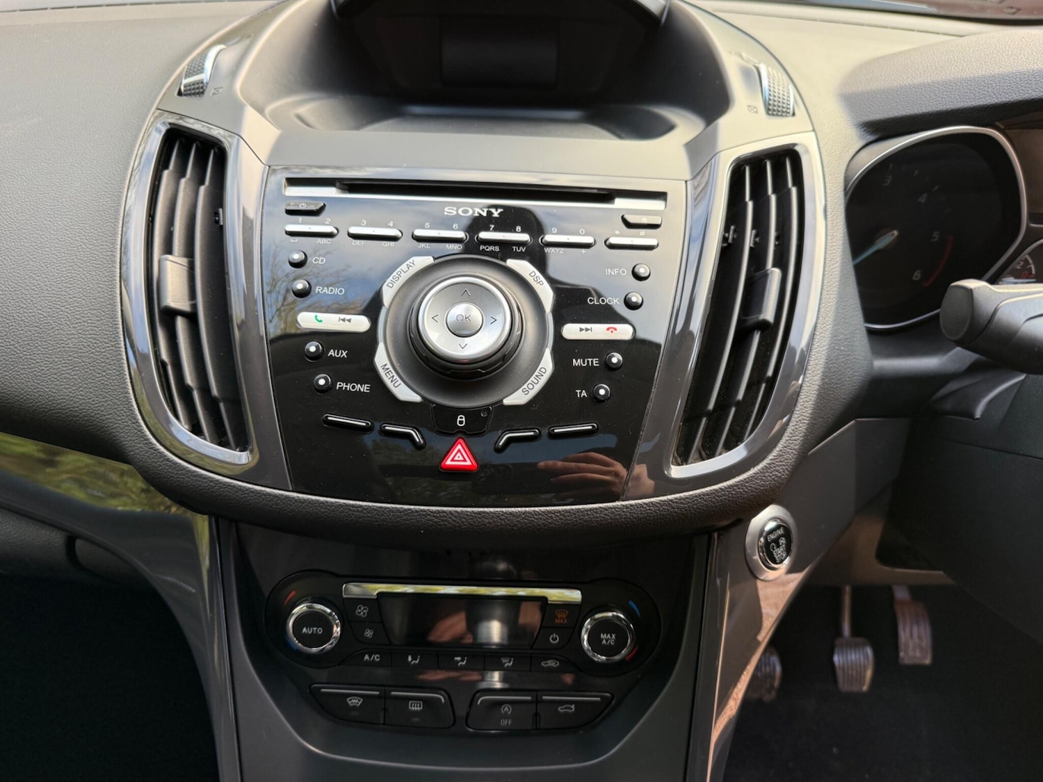 Used Ford Kuga 2015 for sale - 76715223: Photo 47