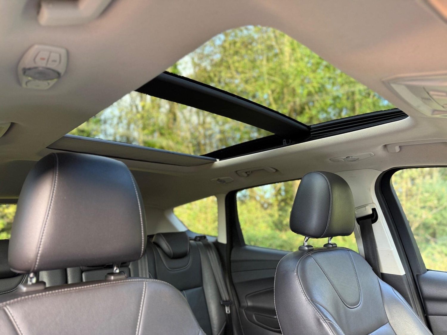 Used Ford Kuga 2015 for sale - 76715223: Photo 48