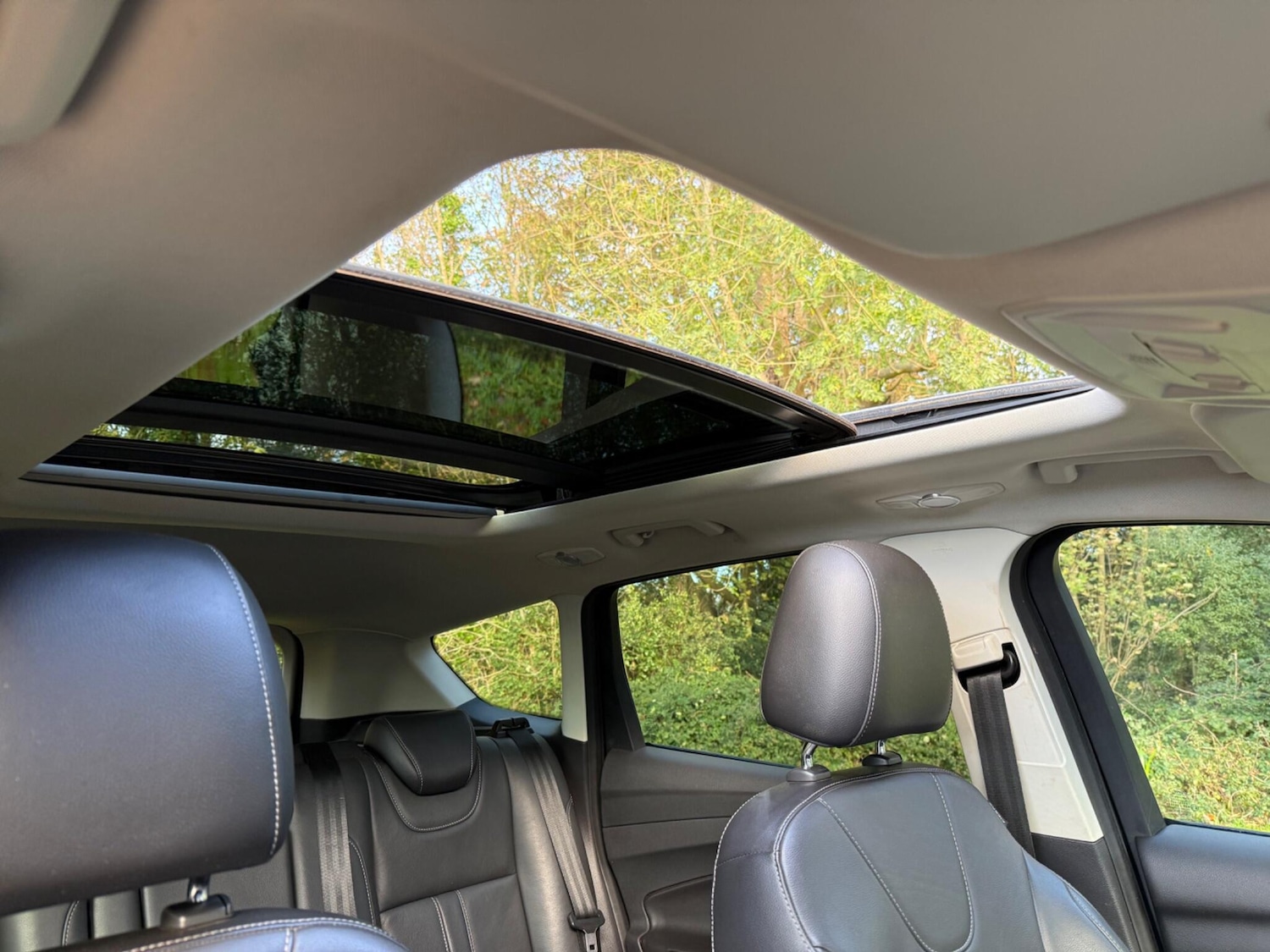 Used Ford Kuga 2015 for sale - 76715223: Photo 49