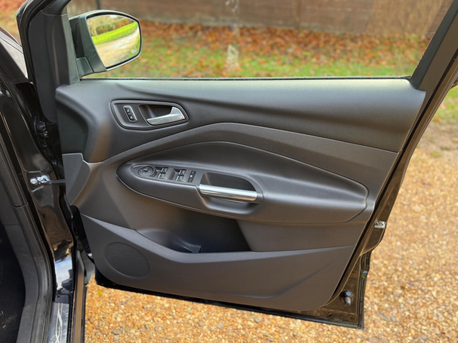 Used Ford Kuga 2015 for sale - 76715223: Photo 63