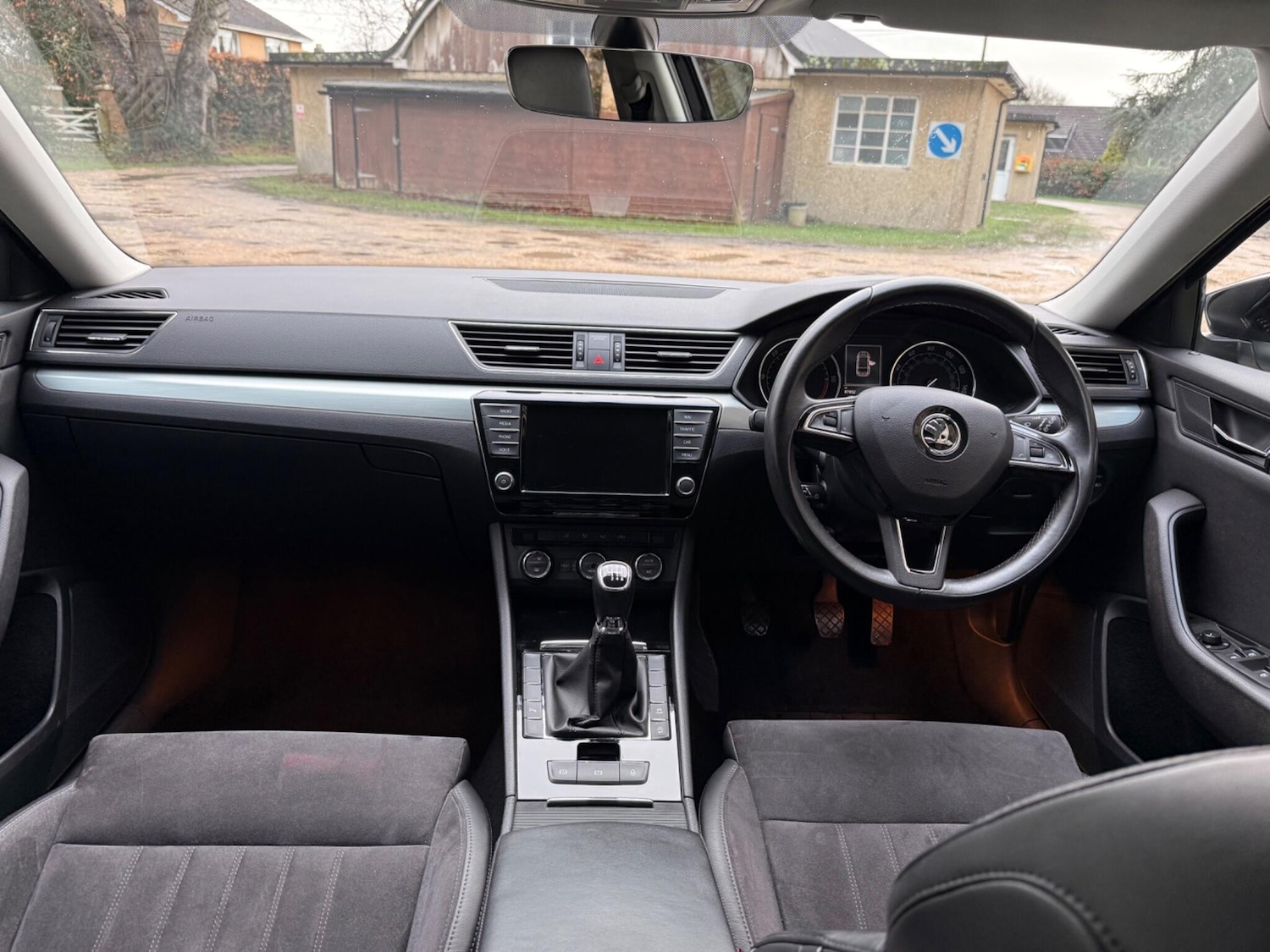 Used Skoda Superb 2017 for sale - 77537572: Photo 18