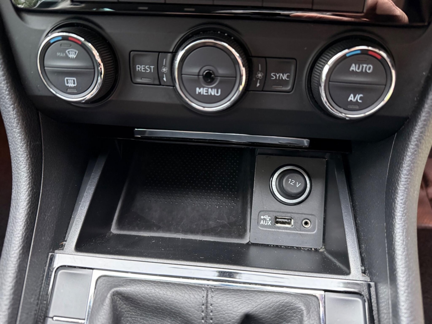 Used Skoda Superb 2017 for sale - 77537572: Photo 38