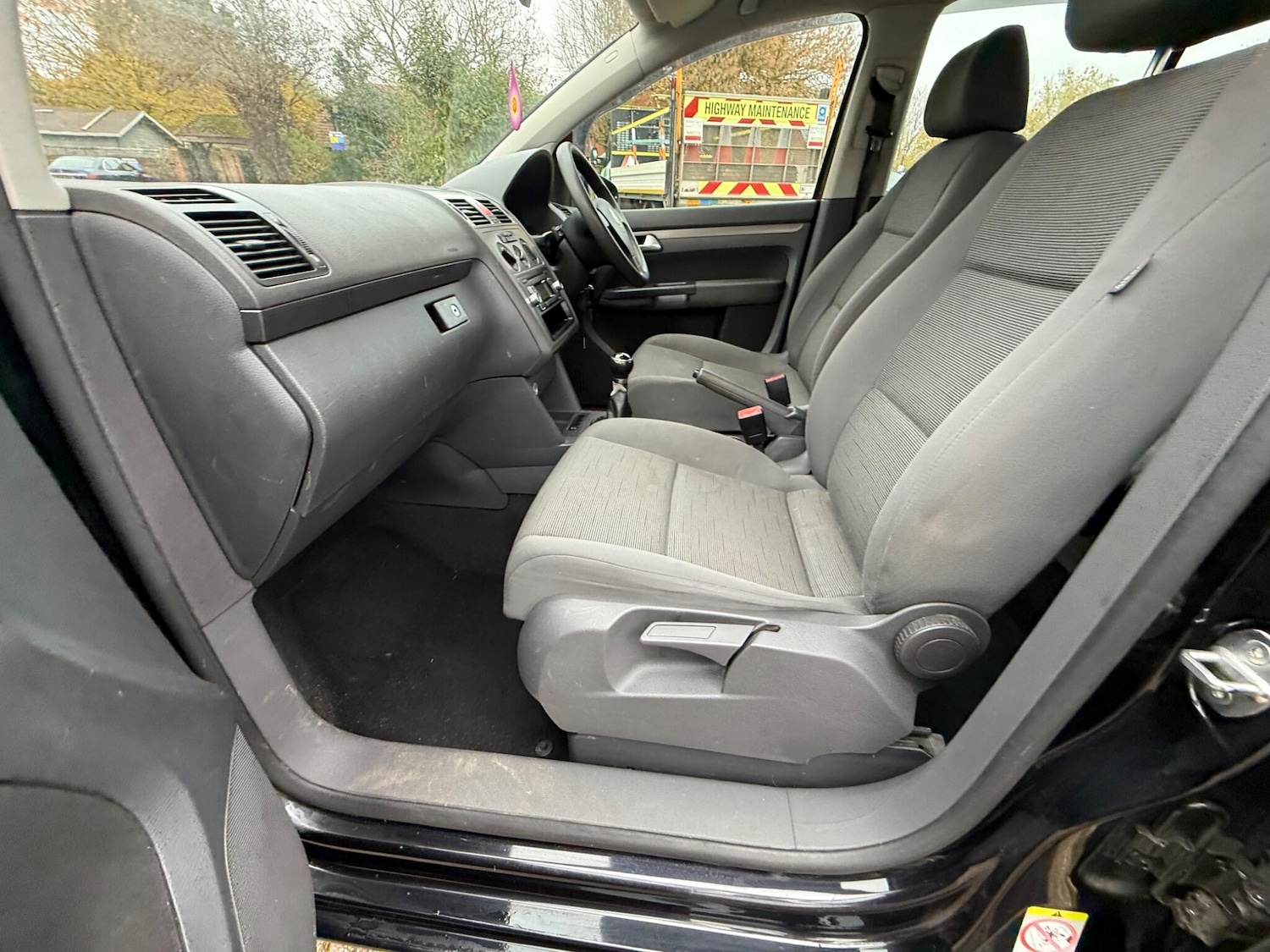 Used Volkswagen Touran 2009 for sale - 76735322: Photo 15