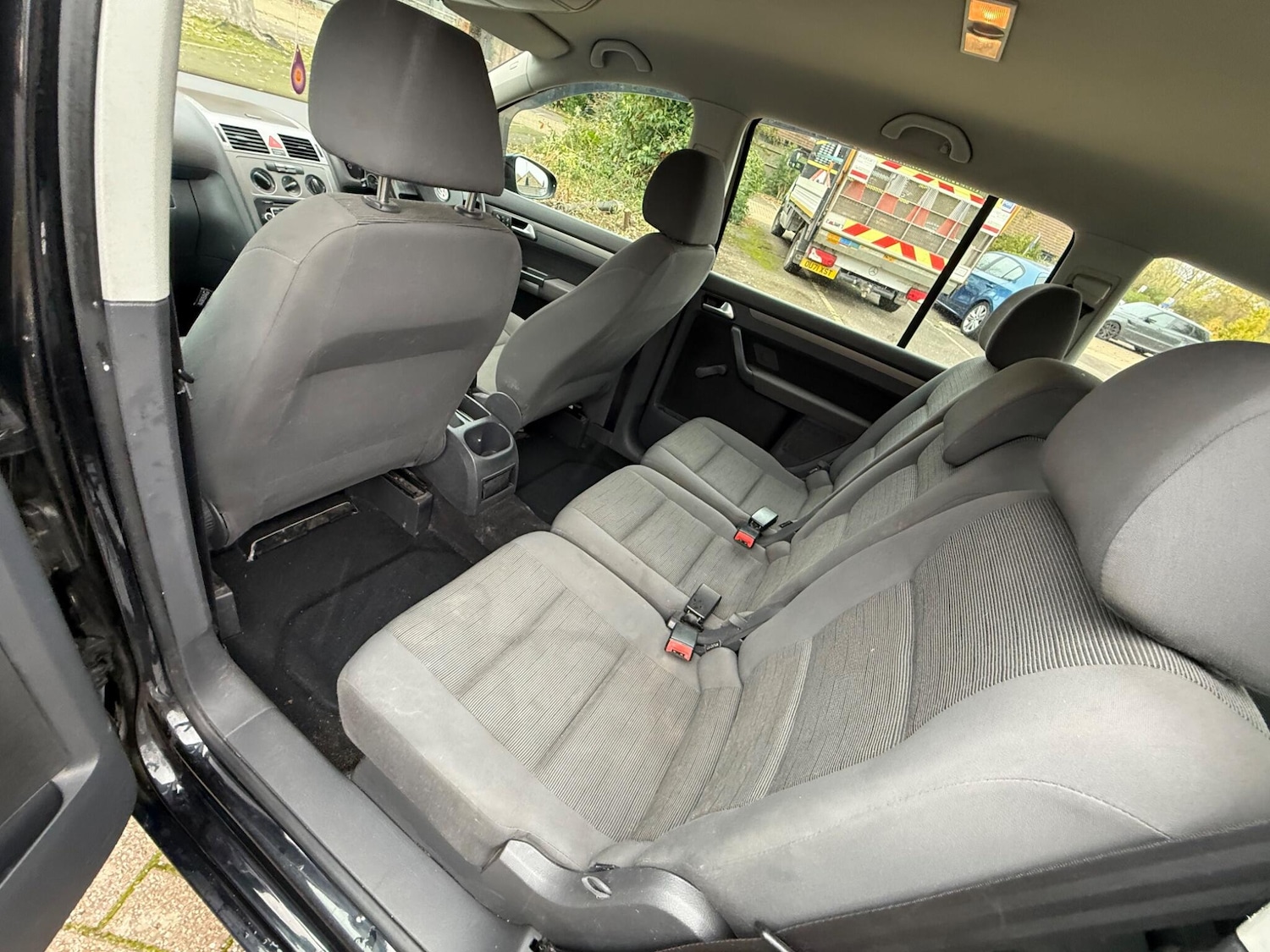 Used Volkswagen Touran 2009 for sale - 76735322: Photo 17