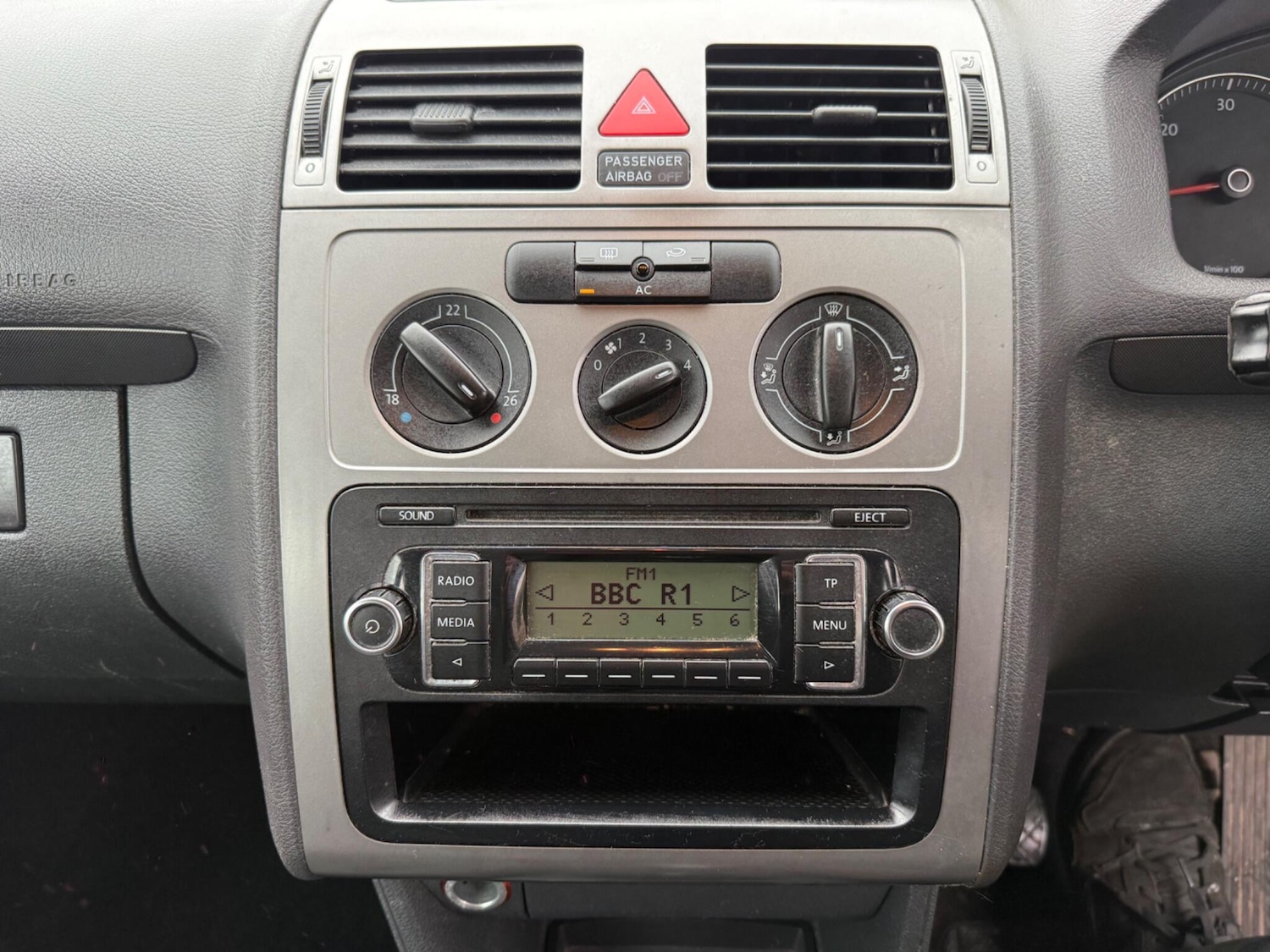 Used Volkswagen Touran 2009 for sale - 76735322: Photo 27