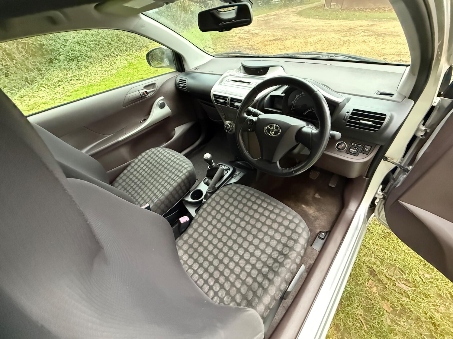 Used Toyota IQ 2009 for sale - 76832627: Photo 17