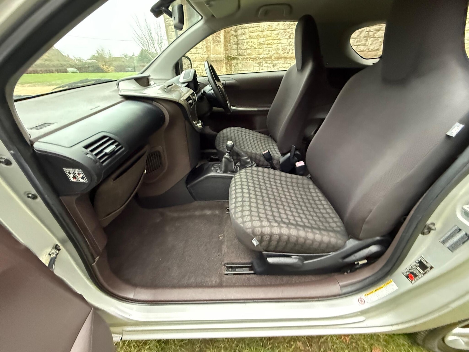 Used Toyota IQ 2009 for sale - 76832627: Photo 20