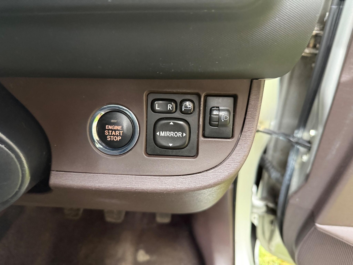 Used Toyota IQ 2009 for sale - 76832627: Photo 35