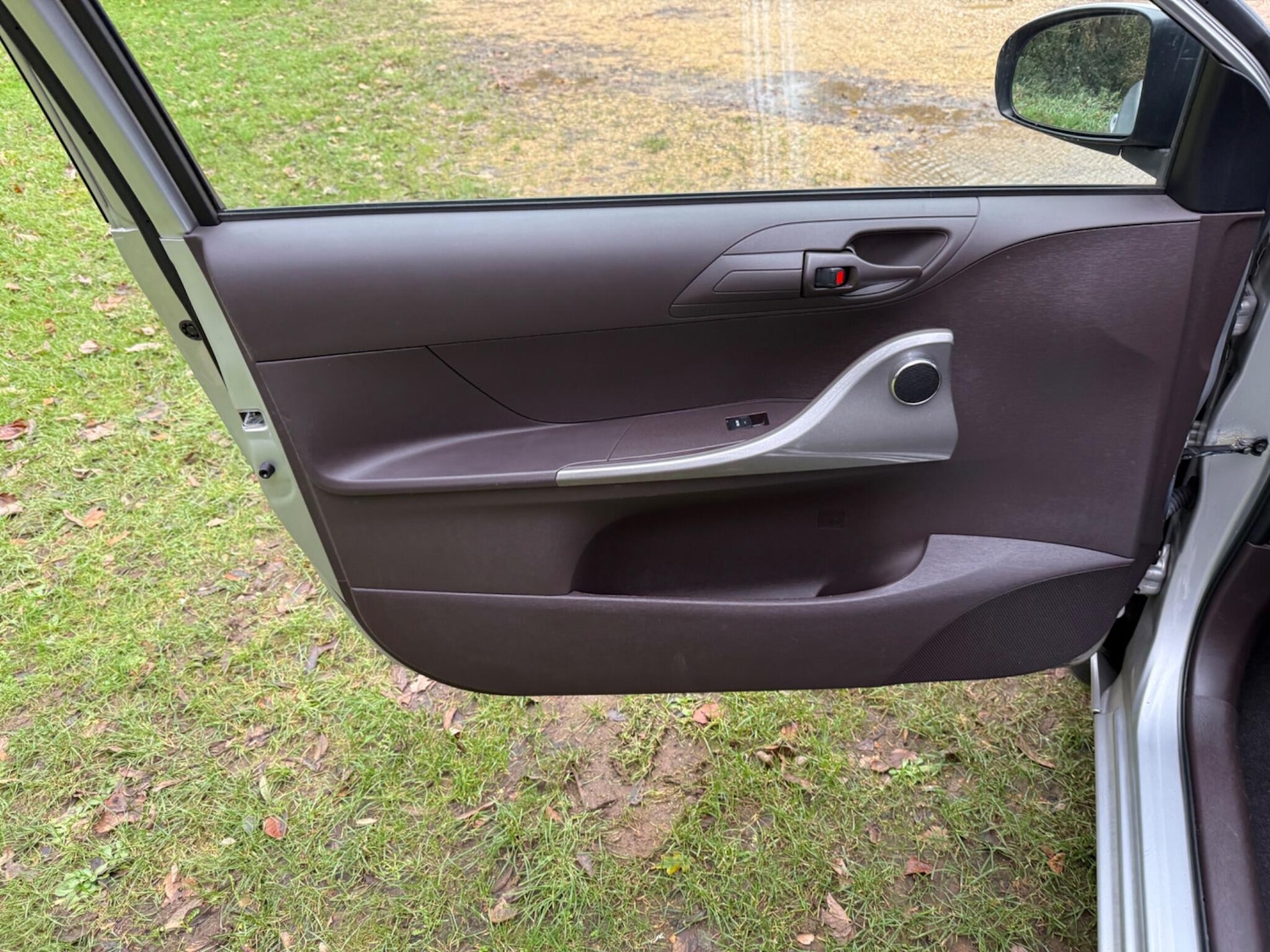 Used Toyota IQ 2009 for sale - 76832627: Photo 36