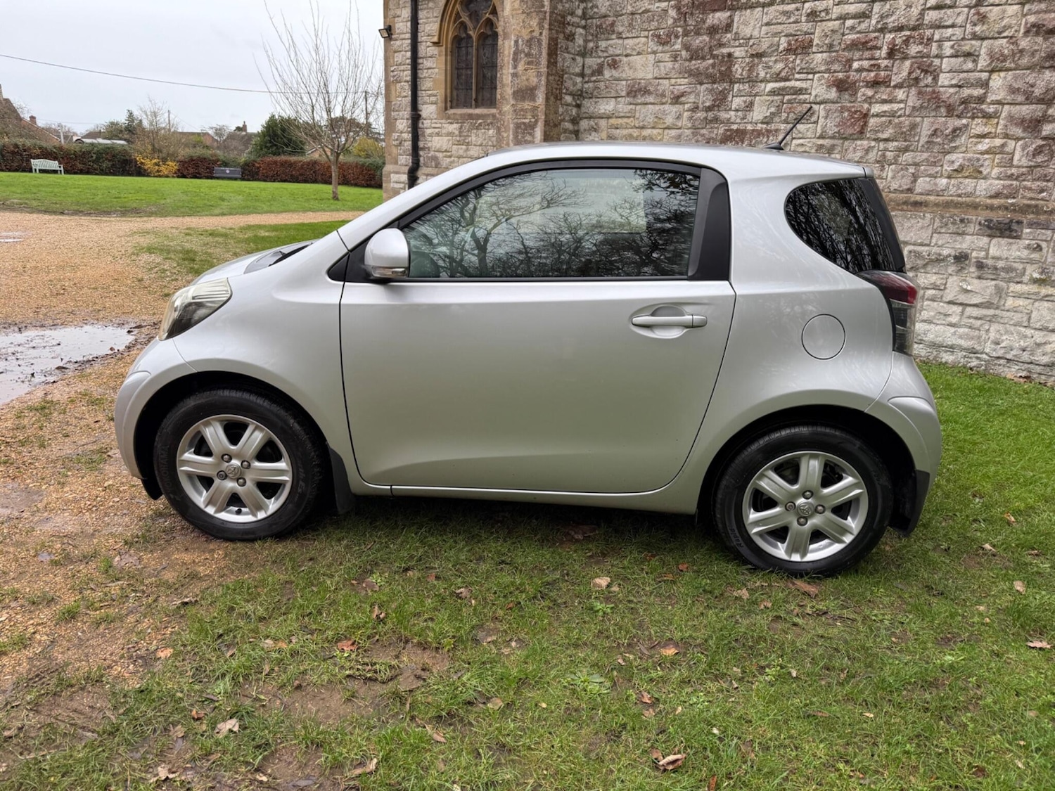 Used Toyota IQ 2009 for sale - 76832627: Photo 6