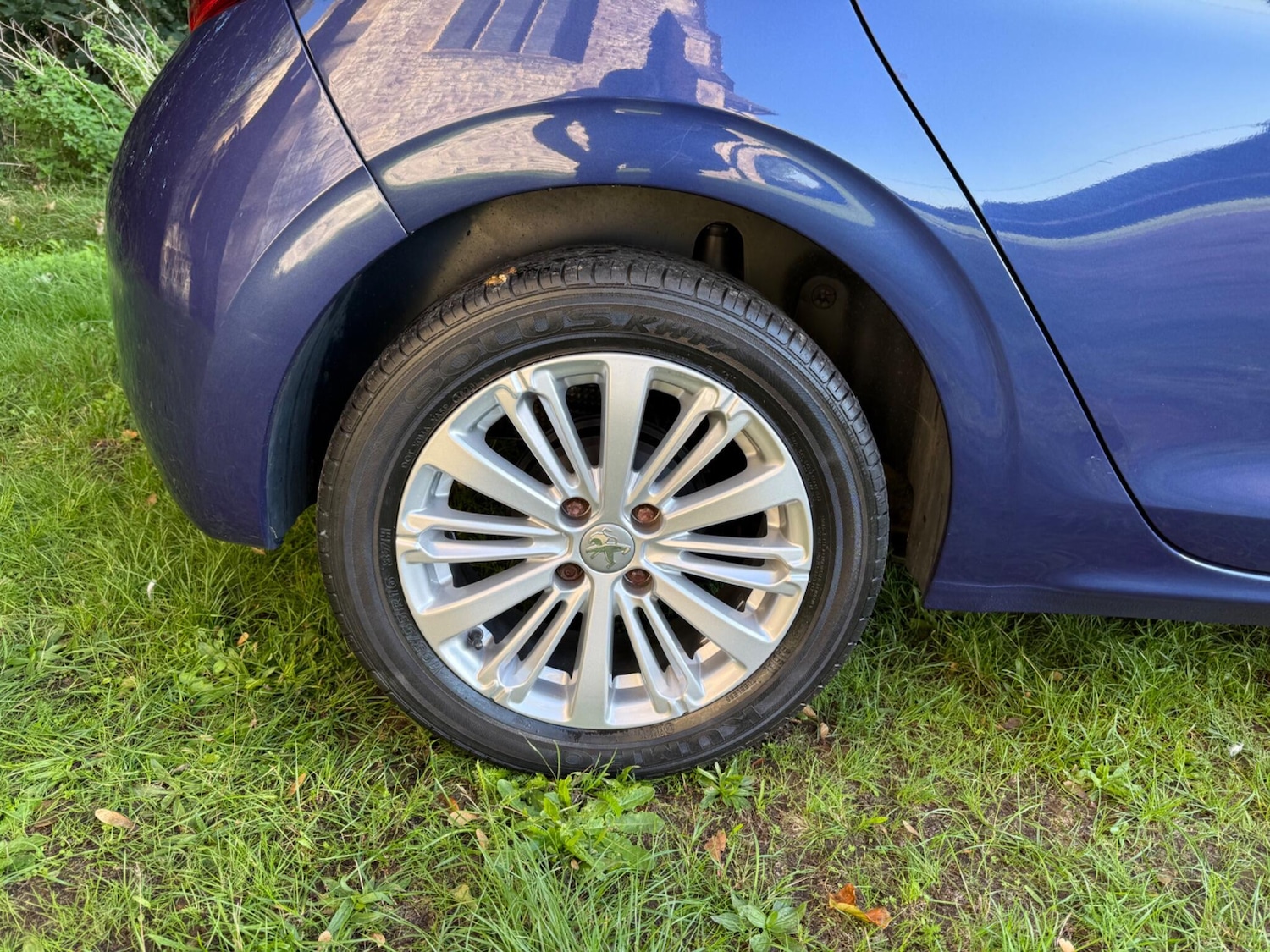 Used Peugeot 208 2017 for sale - 77097524: Photo 16