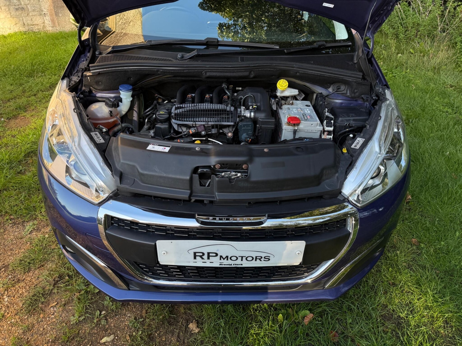 Used Peugeot 208 2017 for sale - 77097524: Photo 17