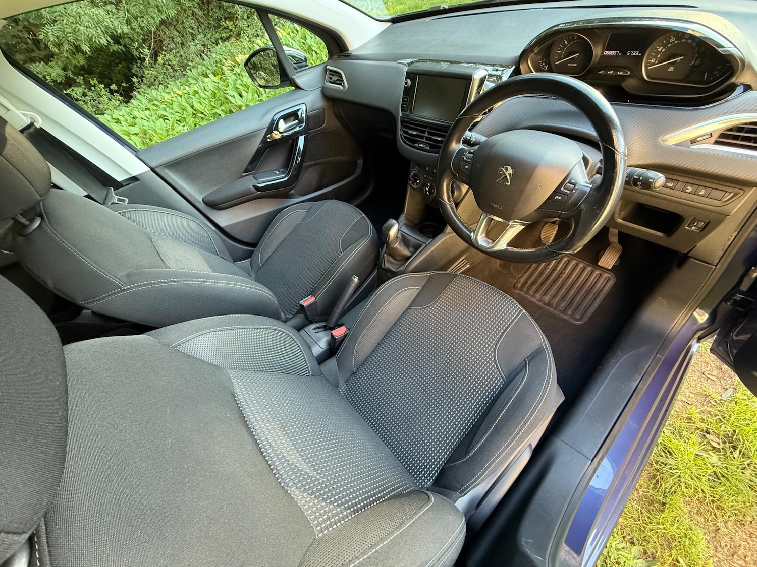 Used Peugeot 208 2017 for sale - 77097524: Photo 19