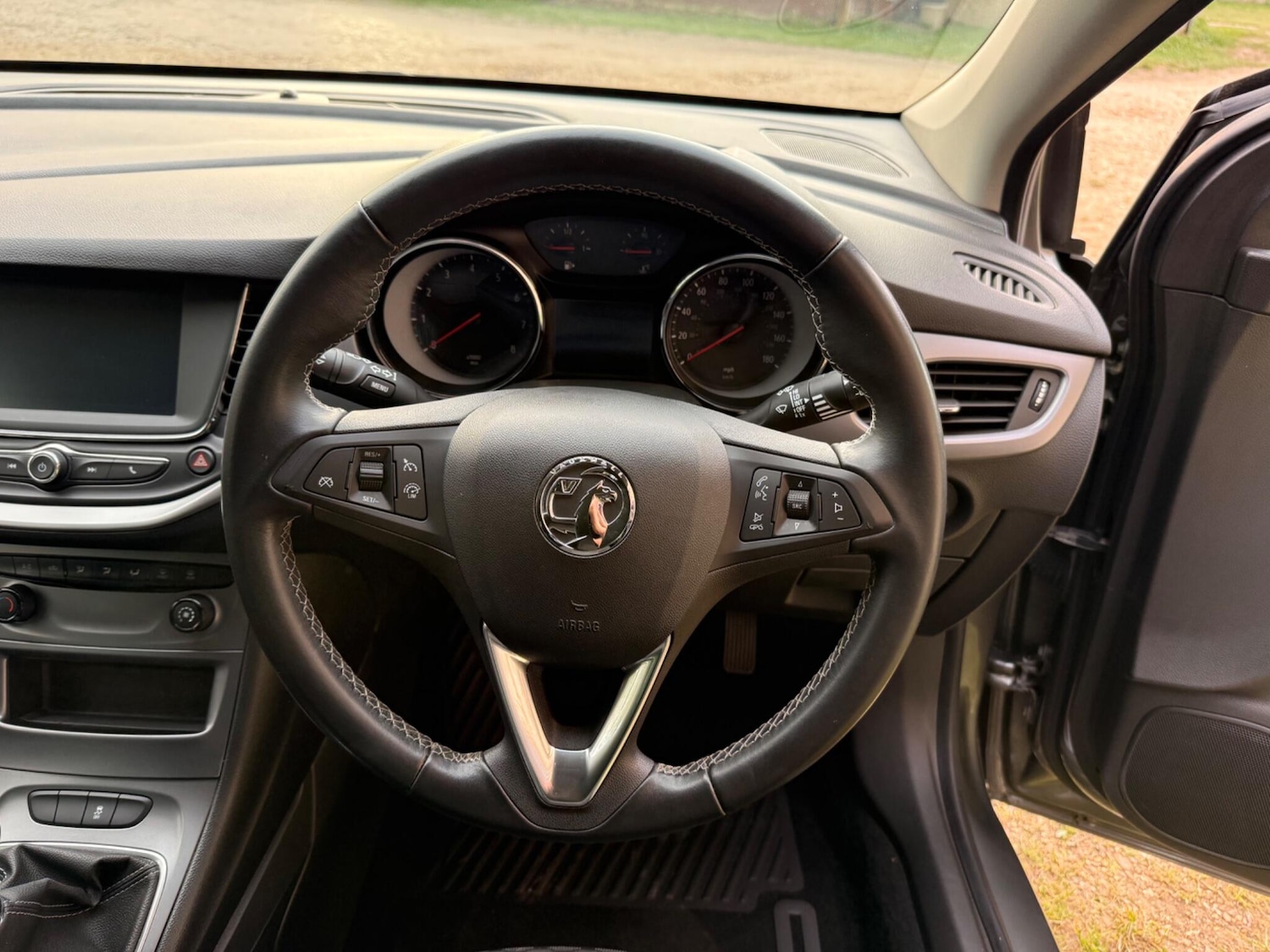 Used Vauxhall Astra 2019 for sale - 78184736: Photo 31