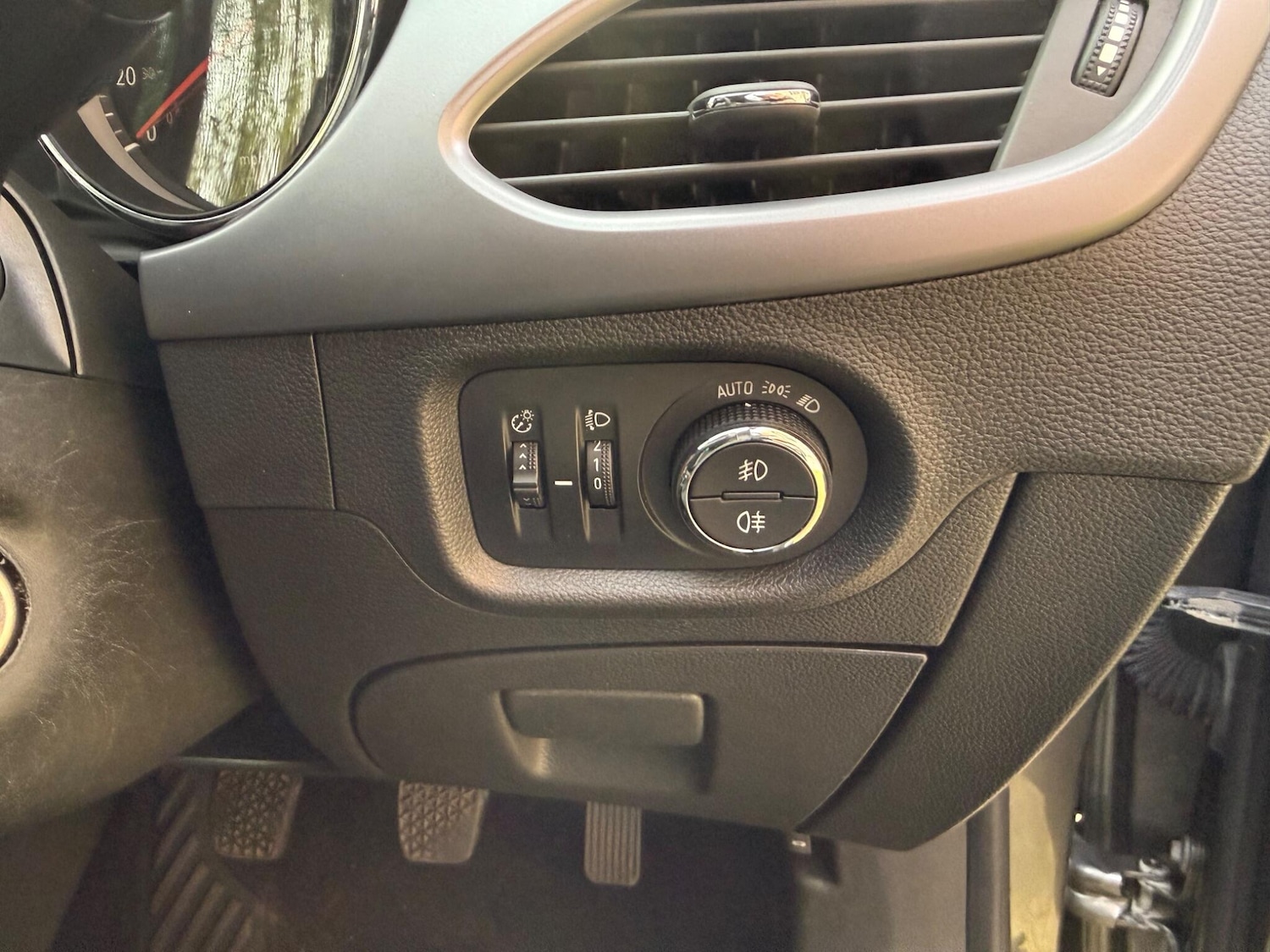 Used Vauxhall Astra 2019 for sale - 78184736: Photo 41