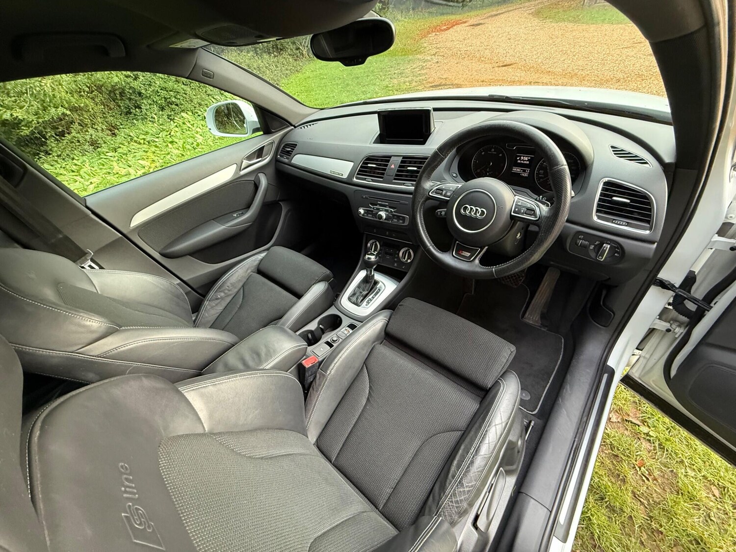 Used Audi Q3 2014 for sale - 76337352: Photo 19