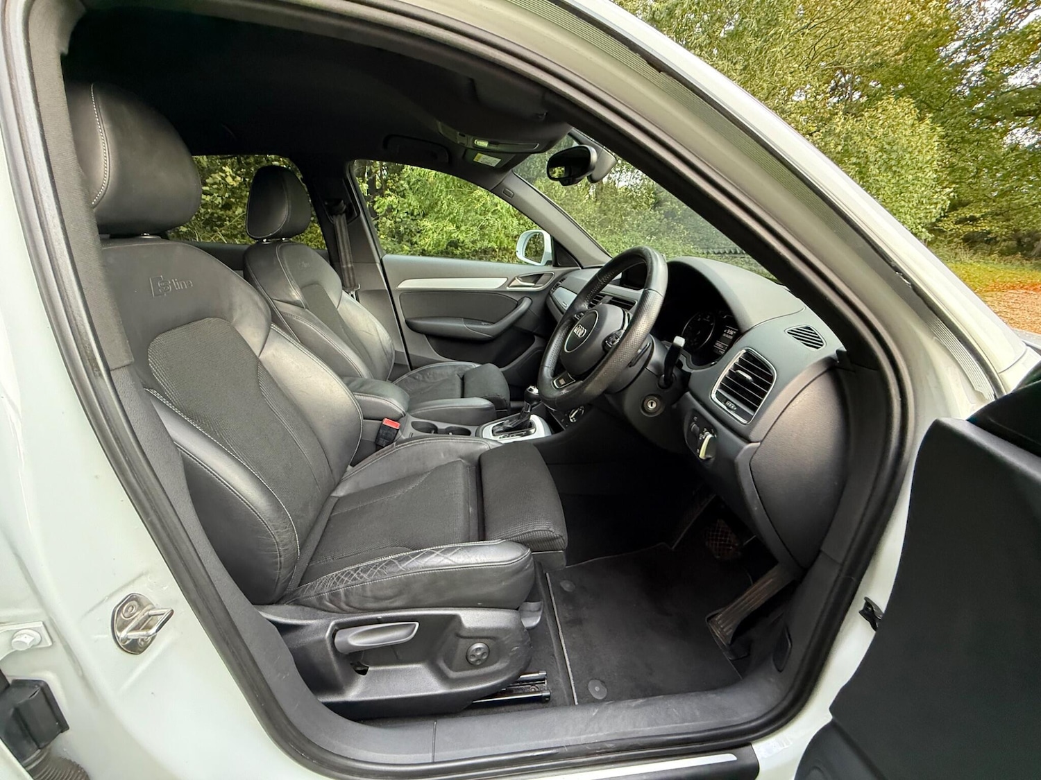 Used Audi Q3 2014 for sale - 76337352: Photo 20