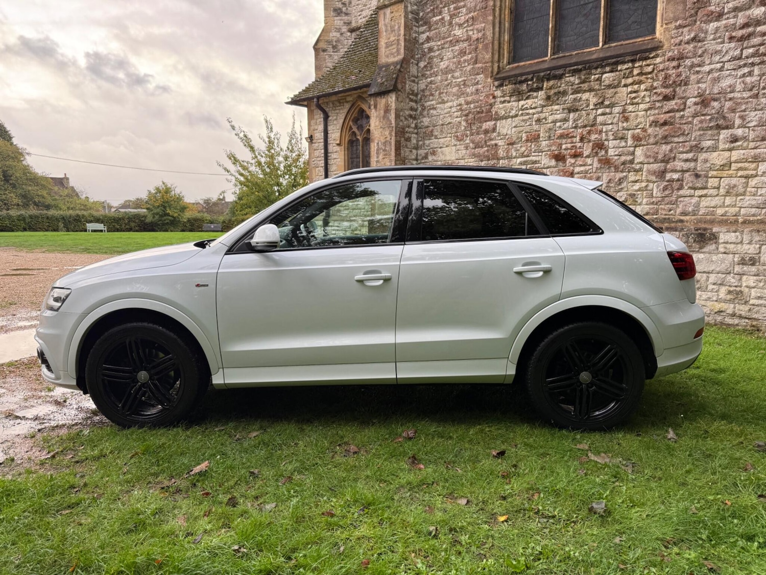 Used Audi Q3 2014 for sale - 76337352: Photo 6