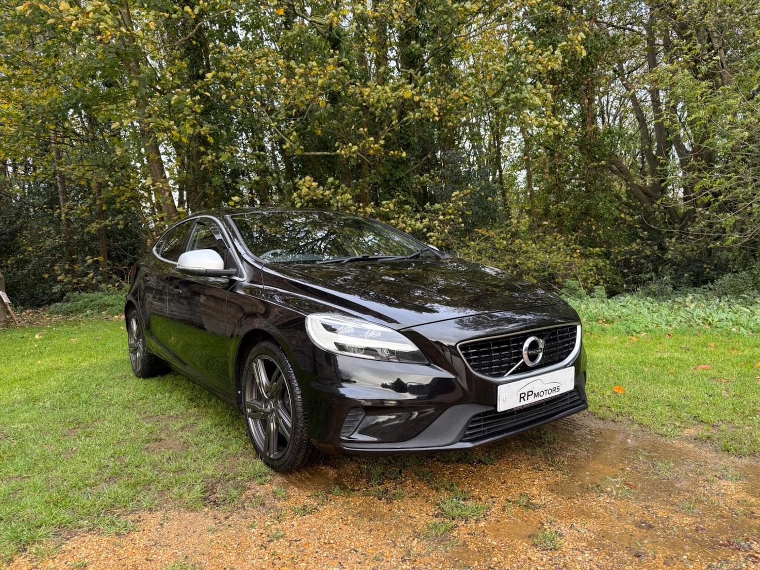 Used Volvo V40 2017 for sale - 76658515: Photo 10