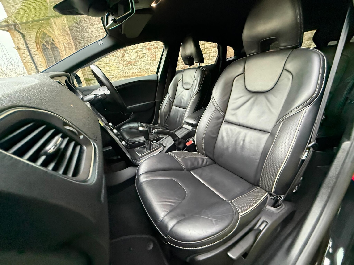 Used Volvo V40 2017 for sale - 76658515: Photo 24