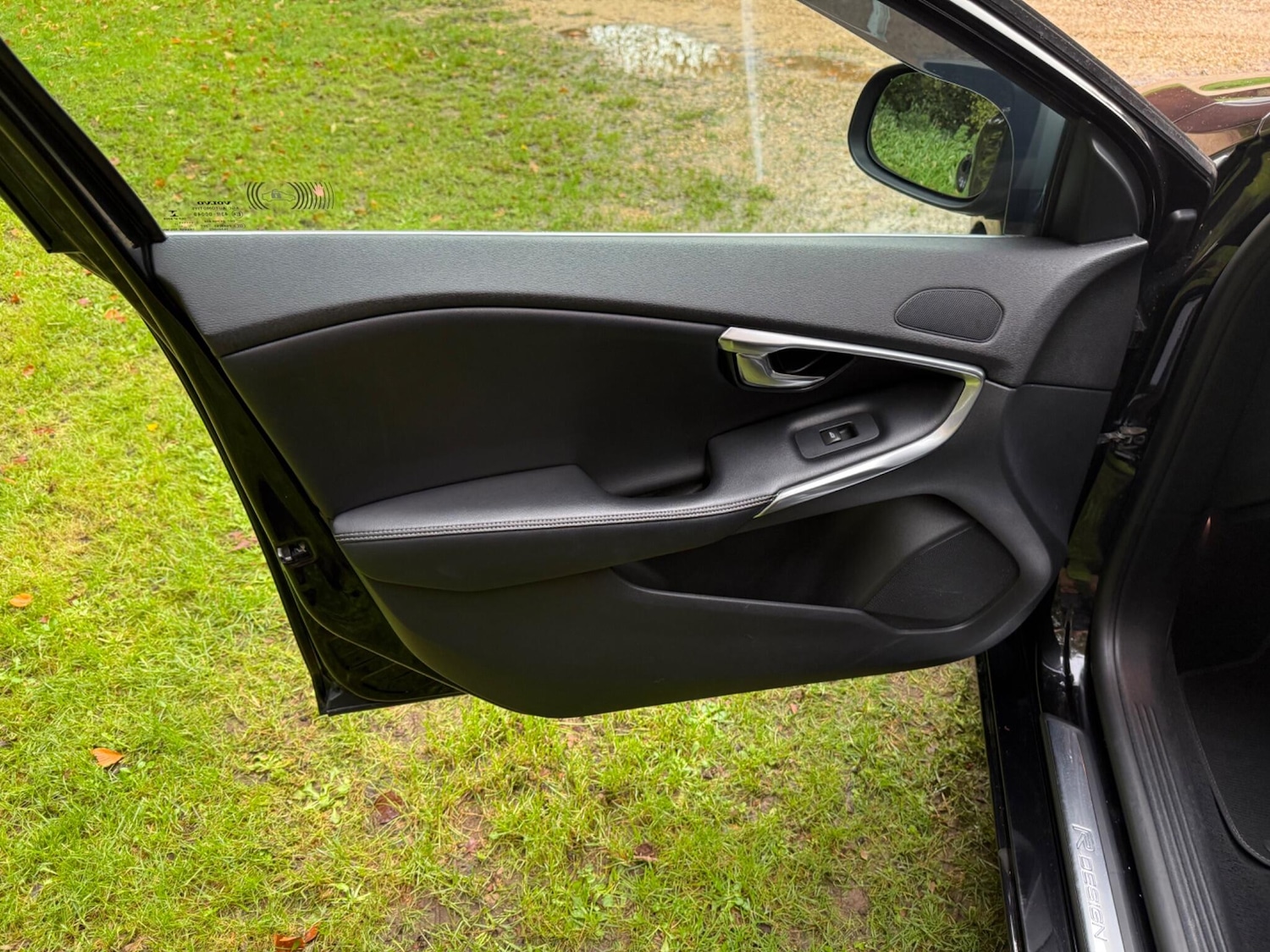 Used Volvo V40 2017 for sale - 76658515: Photo 53