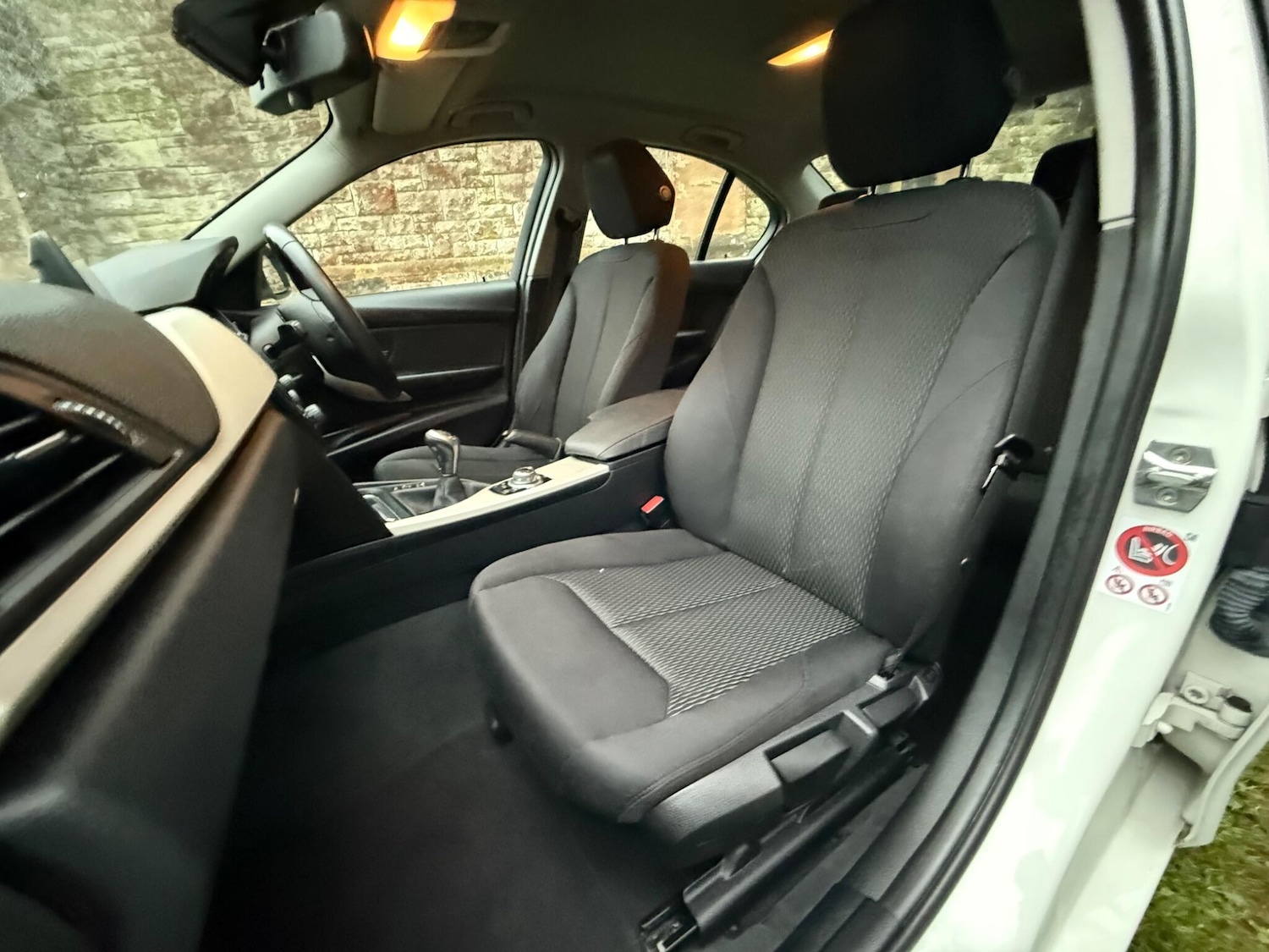 Used BMW 3 Series 2015 for sale - 77215725: Photo 23