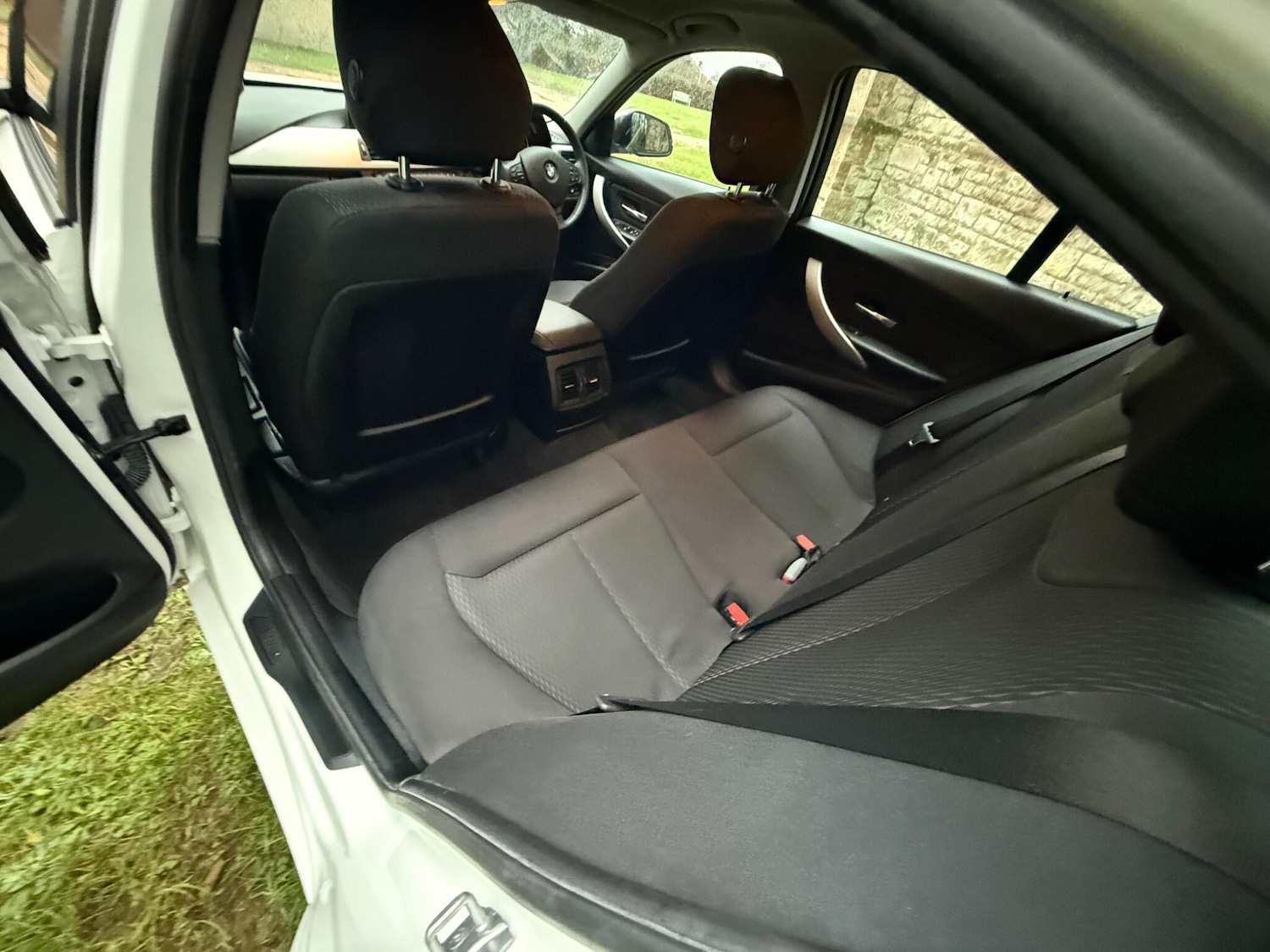 Used BMW 3 Series 2015 for sale - 77215725: Photo 24