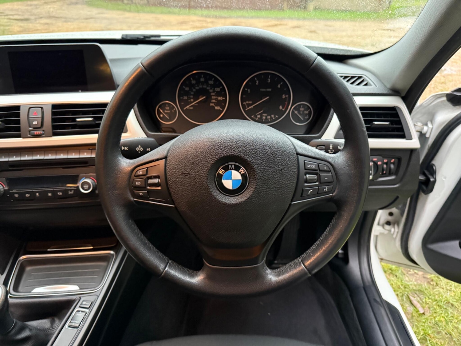 Used BMW 3 Series 2015 for sale - 77215725: Photo 33