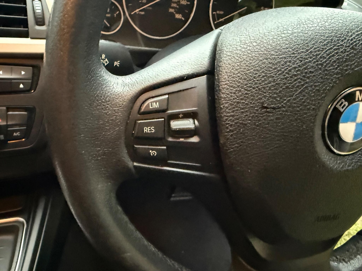 Used BMW 3 Series 2015 for sale - 77215725: Photo 35